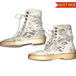 MARAOLO | VINTAGE LACE ANKLE BOOTS